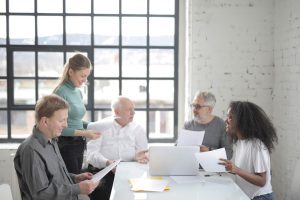 Instituting an Employee Recognition Program in Your Enterprise