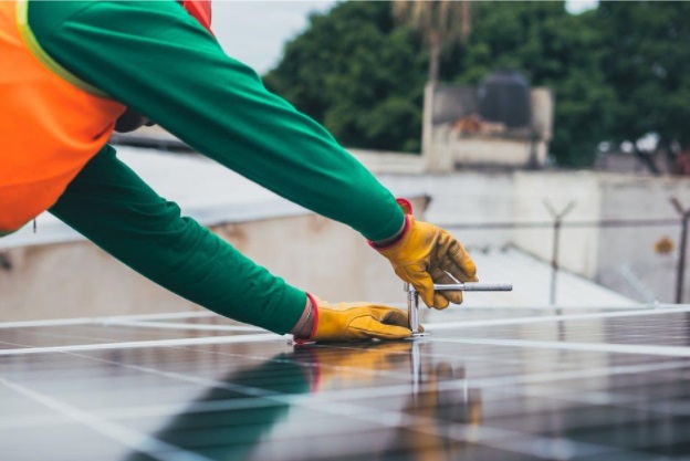 5 Benefits of Installing Solar Panels on Your Home