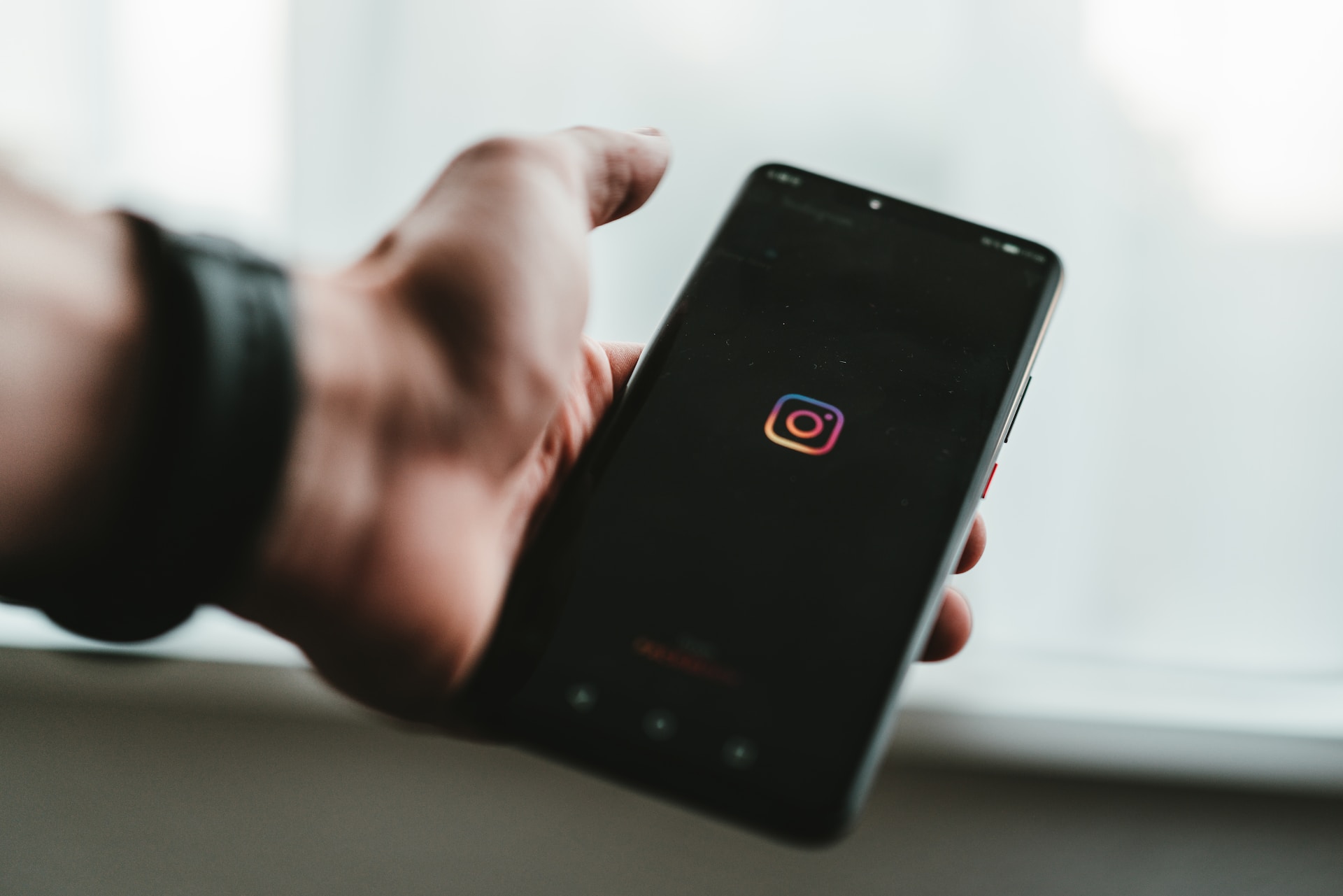 Benefits Growing Instagram For Business with Blastup