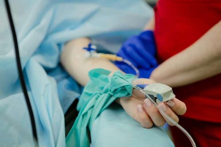 olga kononenko 98 MsKaUsI unsplash 1 Mastering Patient Care: Strategies for Providing Quality Services